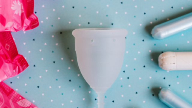 Assorbenti da donna e tamponi interni utilizzati come droga low cost.