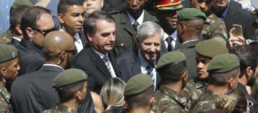 Ala militar pressiona Bolsonaro - (Foto: Fernando Fraz&atilde;o/Ag&ecirc;ncia Brasil)