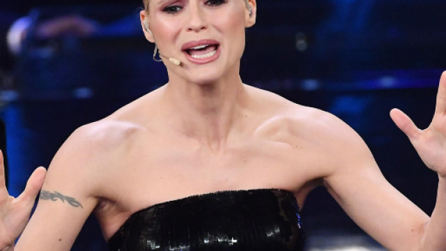 Adrian, Michelle Hunziker demolisce Adriano Celentano