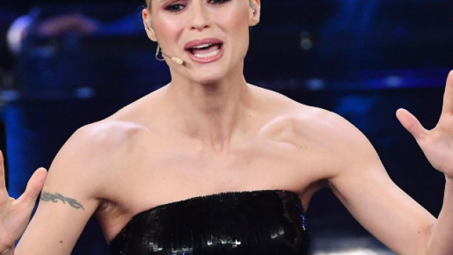 Adrian, Michelle Hunziker ha rinunciato al programma perch&eacute; "era impossibile lavorare in quelle condizioni".