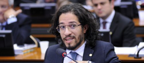 Jean Wyllys critica Moro na Europa. (Foto: Gabriela Korossy/C&acirc;mara dos Deputados)