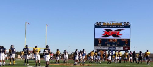 Many football fans are ready for the XFL 2020 season to arrive to see if it outdoes the 2001 season. [Image via XFL/YouTube]