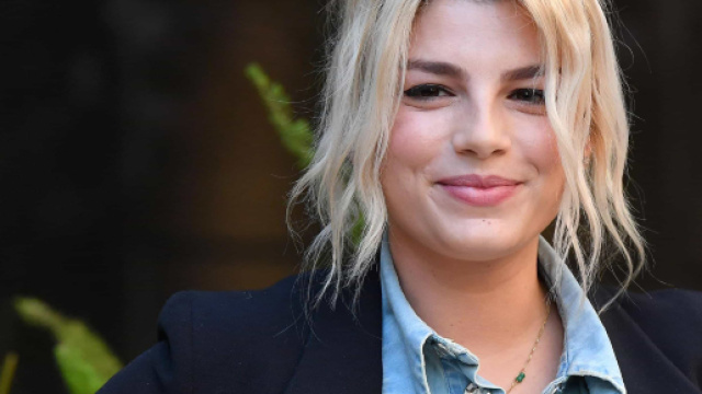 Terni, consigliere leghista Galli espulso dopo post offensiva su Emma