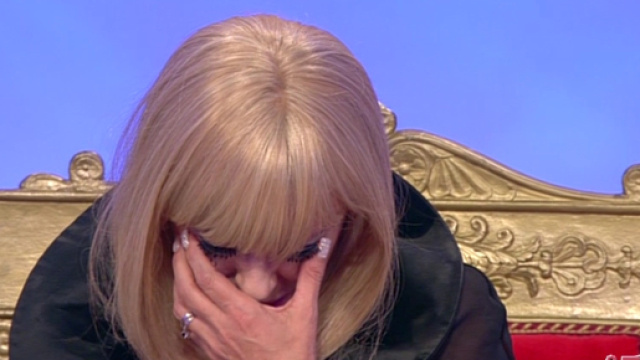 Tina Cipollari, insulti degli haters contro il figlio su Instagram: 'Mettilo a dieta'