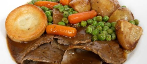 5 poisonous foods you should avoid at all cost. Image Credit: NjoyHarmony / Pixabay