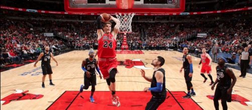 Lauri Markkanen led the Chicago Bulls to a close win over Orlando on Friday (Feb. 22). [Image via NBA/YouTube screenshot]