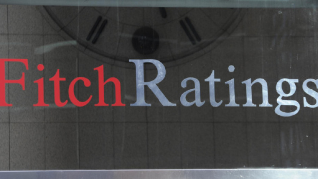 Fitch conferma rating dell'Italia ma abbassa l'outlook - fanpage.it