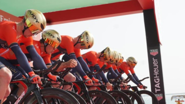 UAE Tour, la partenza del Team Bahrain