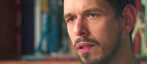 Alain envia mensagem grosseira &agrave; Let&iacute;cia e recebe resposta firme da terapeuta. (Reprodu&ccedil;&atilde;o/GShow)