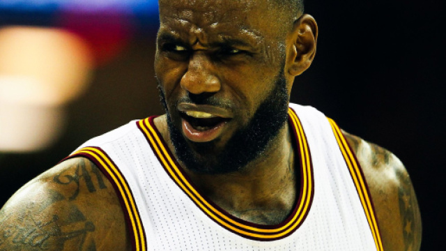 LeBron James n'y arrive plus avec les Lakers