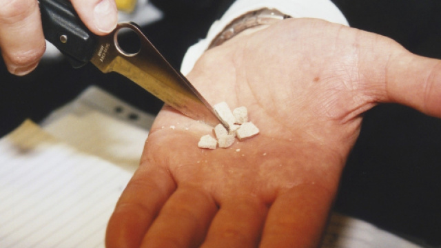 Roma, primo sequestro in Europa di una nuova droga, la 'simil fentanyl': &egrave; economica e letale