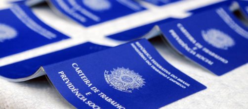 Desemprego &eacute; de 12,2% e atinge 12,7 milh&otilde;es de trabalhadores (Imagem BN)