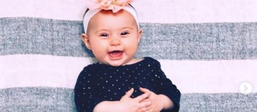 Baby Felicity is seven-months-old. Jimnger Vuolo gives her some table-food. Image Credit - Jinger Vuolo | Instagram