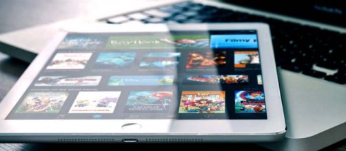 Two great comedy series are coming to Netflix during March. [Image Pixabay]