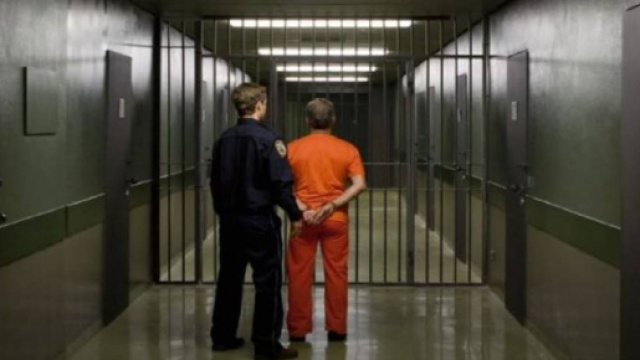 Evade dai domiciliari e si fa arrestare: &laquo;Troppe liti con la mia compagna, voglio andare in galera&raquo; - globalproject.info