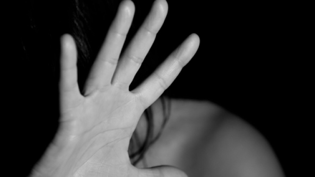 Usa, padre costringeva la figlia a prostituirsi