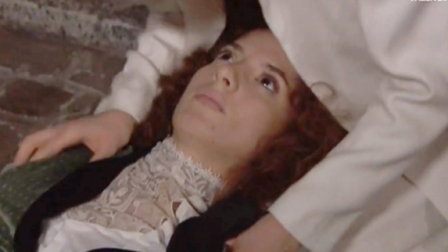 Una Vita, trame spagnole: Celia muore cadendo dalla finestra, Ramon incolpato