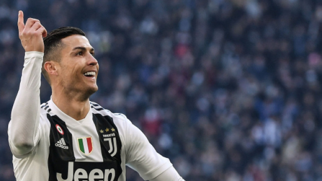 Cristiano Ronaldo, cinque curiosit&agrave; sul pluri-pallone d'oro