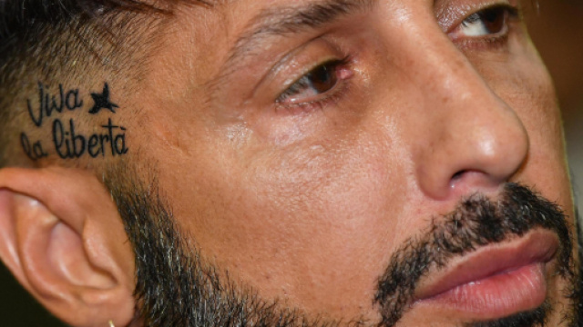 Fabrizio Corona, la confessione su Fedez e Silvia Provvedi: 'Lui minacci&ograve; di denunciarmi'