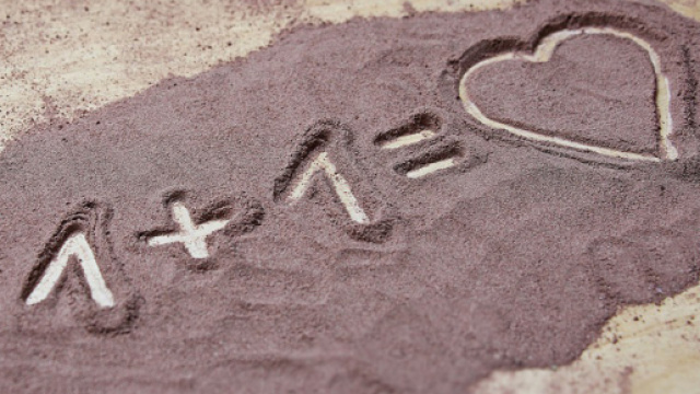 San Valentino 2019: le frasi d'amore pi&ugrave; originali da inviare al vostro partner