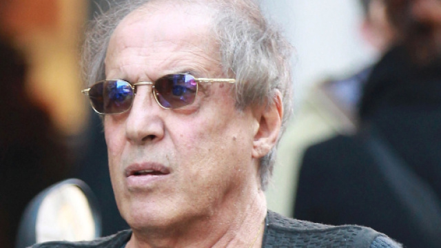 Adriano Celentano sta male e salta Adrian.
