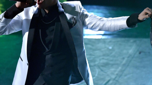 Achille Lauro ai primi posti tra le polemiche