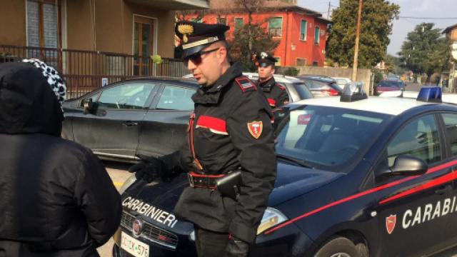 Arrestato truffatore a Roma, vendeva saponette al posto dei cellulari.
