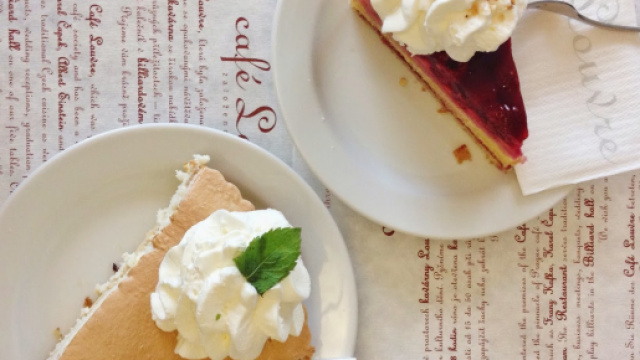 Novara: cliente non soddisfatto della torta prende a pugni cameriere