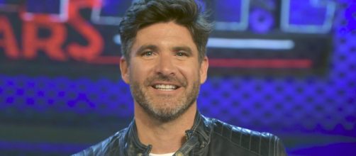 Fotograf&iacute;a de To&ntilde;o Sanch&iacute;s en un porograma de televisi&oacute;n