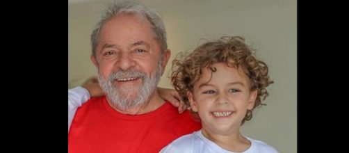 Lula foi autorizado a ir a vel&oacute;rio do neto - (Foto/Reprodu&ccedil;&atilde;o/Facebook)