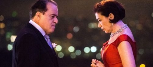 Olavo e Valentina em confronto eletrizante em 'O S&eacute;timo Guardi&atilde;o' (Reprodu&ccedil;&atilde;o TV Globo)