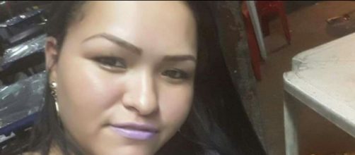 Carine Alves Lobo morta estrangulada no dia Internacional da mulher: (Foto: Reprodu&ccedil;&atilde;o/ Facebook)