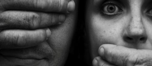 La importancia del lenguaje gestual en las v&iacute;ctimas de violencia de g&eacute;nero