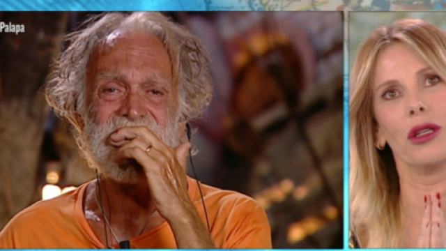 Isola: Riccardo Fogli piange dinanzi alle scuse di Alessia Marcuzzi. Blasting News