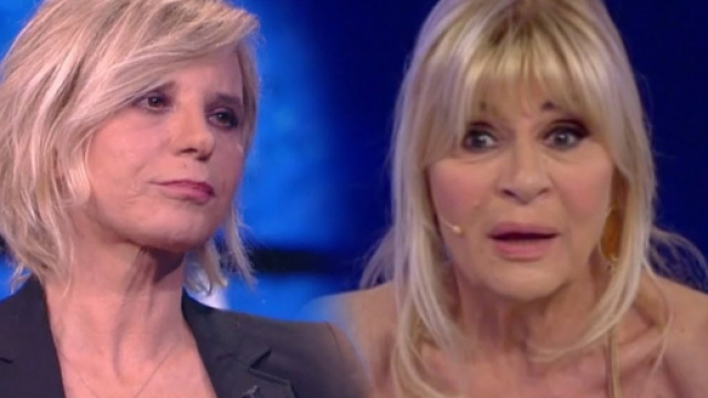 Uomini e Donne, Maria De Filippi dubbiosa: Gemma Galgani rischierebbe il posto (RUMORS).