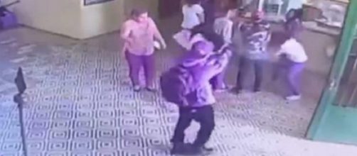 Atiradores colocam p&acirc;nico em escola (Foto: Reprodu&ccedil;&atilde;o)