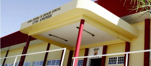 Fachada da Escola Estadual de Ensino Especial Livre Aprender, em Cuiab&aacute; (Divulga&ccedil;&atilde;o/Marcos Bergamasco/Secom-MT)