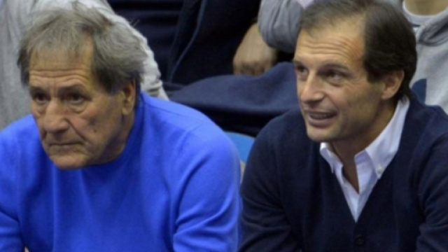 Juventus, Galeone: 'In passato Allegri ha avuto un incontro con De Laurentiis'