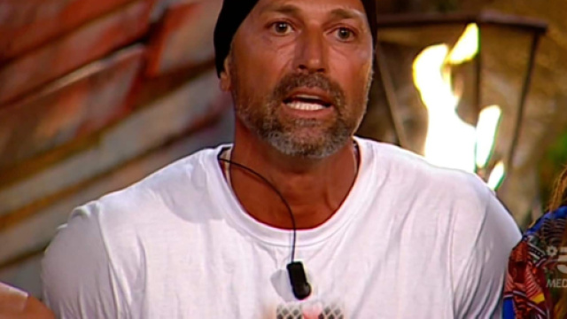 L'Isola dei Famosi: Bettarini contro Soleil