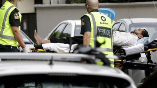 Nuova Zelanda, attentato contro la moschea: 49 morti.