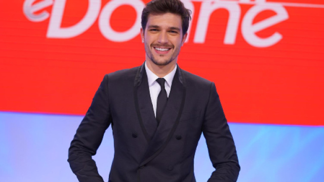 Uomini e Donne, Andrea: 'In questo momento ho una piccola preferenza'.