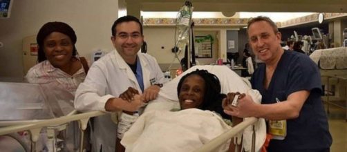 Mulher nos EUA d&aacute; &agrave; luz 6 beb&ecirc;s em 9 minutos. (Arquivo Blasting News)