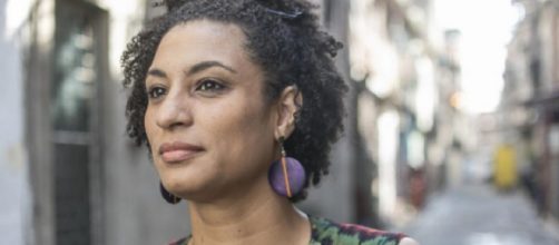 Professor pesquisado por suspeito de matar Marielle deixa o estado. (Foto: Reprodu&ccedil;&atilde;o/Arquivo Blasting News)