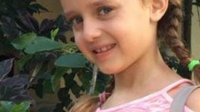 A 8 anni pu&ograve; solo sussurrare a causa di una rara forma tumorale