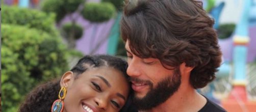 Erika Januza receba cr&iacute;ticas (Foto: Reprodu&ccedil;&atilde;o/ Instagram)