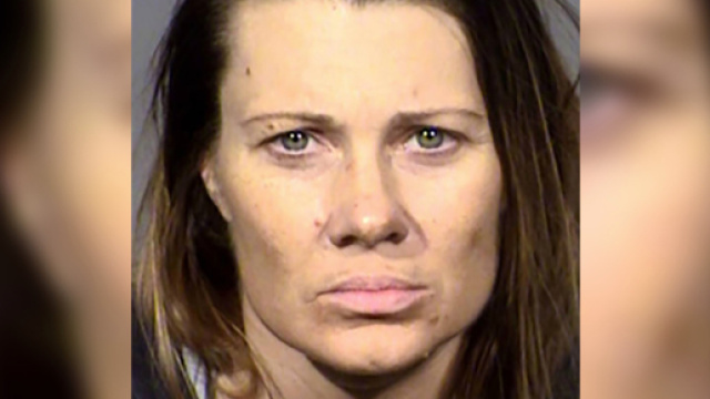 Usa, amica le affida il suo figlio autistico di 4 anni, le lo tortura e lo uccide: 42enne rischia pena di morte