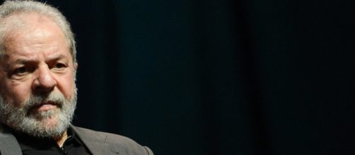 Lula chora a morte do neto - (Foto: Fernando Fraz&atilde;o/Ag&ecirc;ncia Brasil)