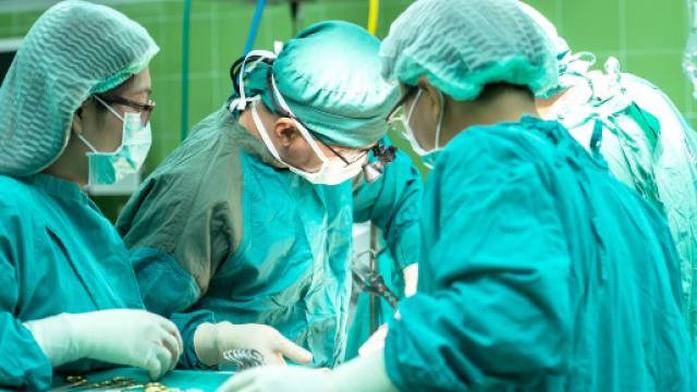 Operazione chirurgica d'urgenza per Silvio Berlusconi