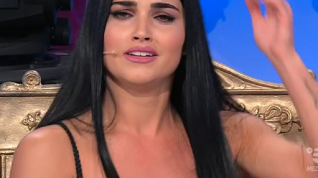 Uomini e Donne, Teresa Langella si sarebbe presa gioco di Maria De Filippi per ottenere notoriet&agrave;.