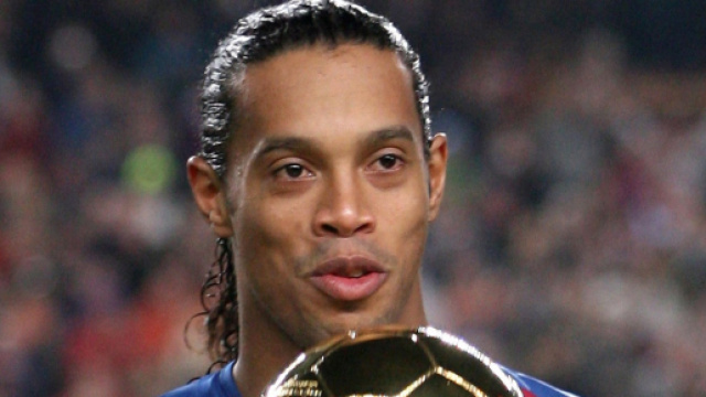 Ronaldihno vince il Pallone d'oro